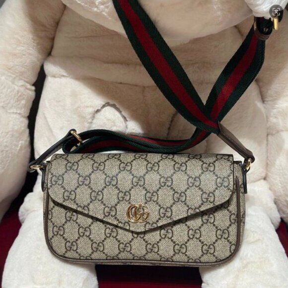 Gucci Handbags - Gucci Ophidia pochette
